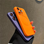 MagSafe-silikonskal med linsskydd i härdat glas iPhone 15 Pro Max Svart