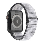 Vågmönstrat nylonarmband med justerbar rem Apple Watch SE 40 mm, Apple Watch Series 1 38 mm, Apple Watch Series 10 42 mm, Apple Watch Series 11 42 mm, Apple Watch Series 2 38 mm, Apple Watch Series 3 38 mm, Apple Watch Series 4 40 mm, Apple Watch Series 5 40 mm, Apple Watch Series 6 40 mm, Apple Watch Series 7 41 mm, Apple Watch Series 8 41 mm Svart / Vit