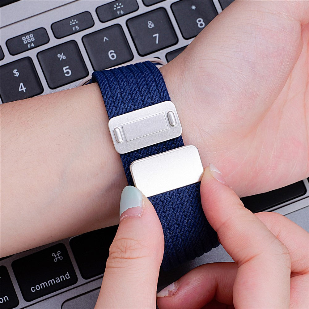 Magnetiskt nylonarmband med elastisk rem Apple Watch SE 40 mm, Apple Watch Series 1 38 mm, Apple Watch Series 10 42 mm, Apple Watch Series 11 42 mm, Apple Watch Series 2 38 mm, Apple Watch Series 3 38 mm, Apple Watch Series 4 40 mm, Apple Watch Series 5 40 mm, Apple Watch Series 6 40 mm, Apple Watch Series 7 41 mm, Apple Watch Series 8 41 mm, Apple Watch Series 9 41 mm Rosa