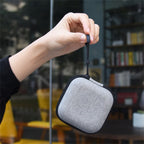 5-i-1 skyddskit med fodral, snodd och tillbehör AirPods 4 Vit